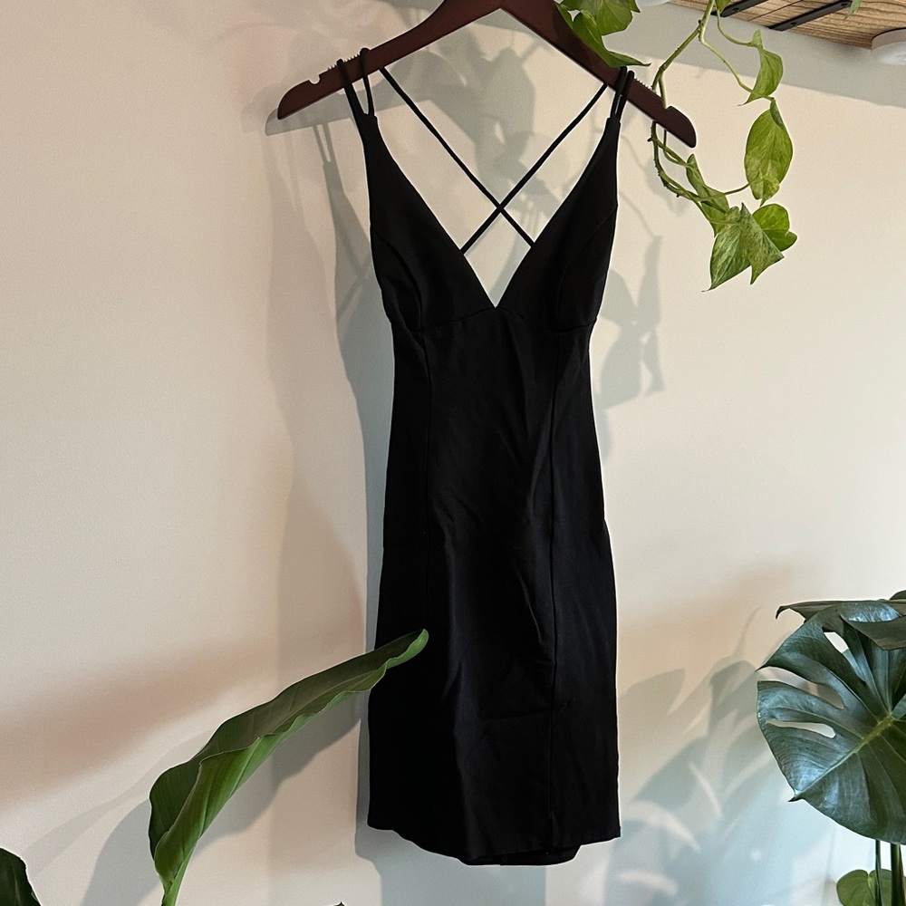 Lulu's Black Backless Strappy Dress